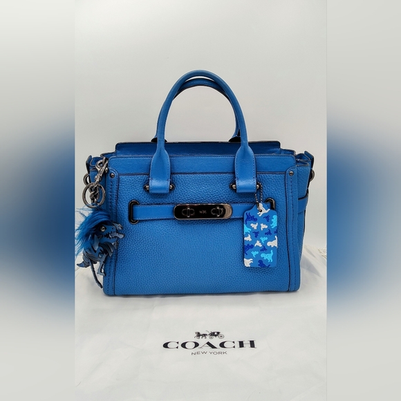 Coach Swagger 21 in Azure Blue Pebbled Leather with Rexy Charm - Picture 4 of 14